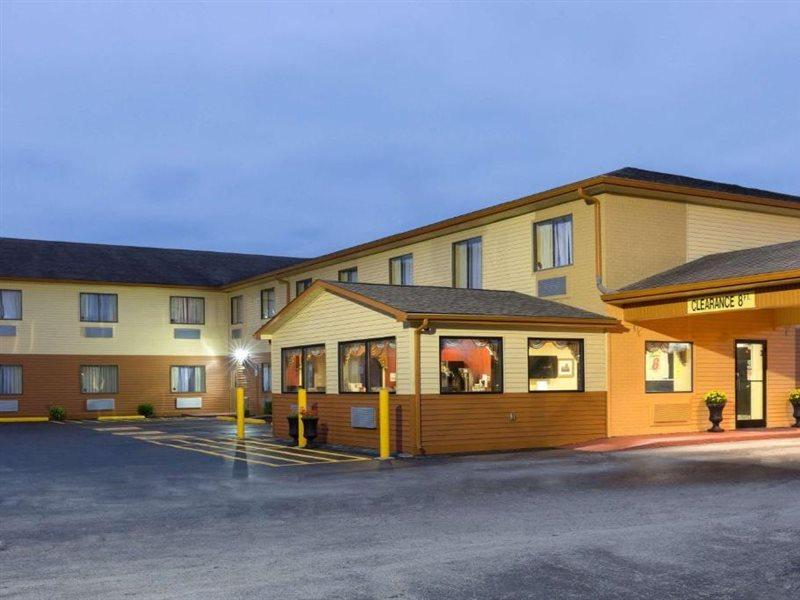 Hotel Super 8 By Wyndham Richmond Exterior foto